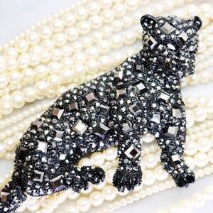 Pink Linen Black Crystal Panther Brooch/Pendant
